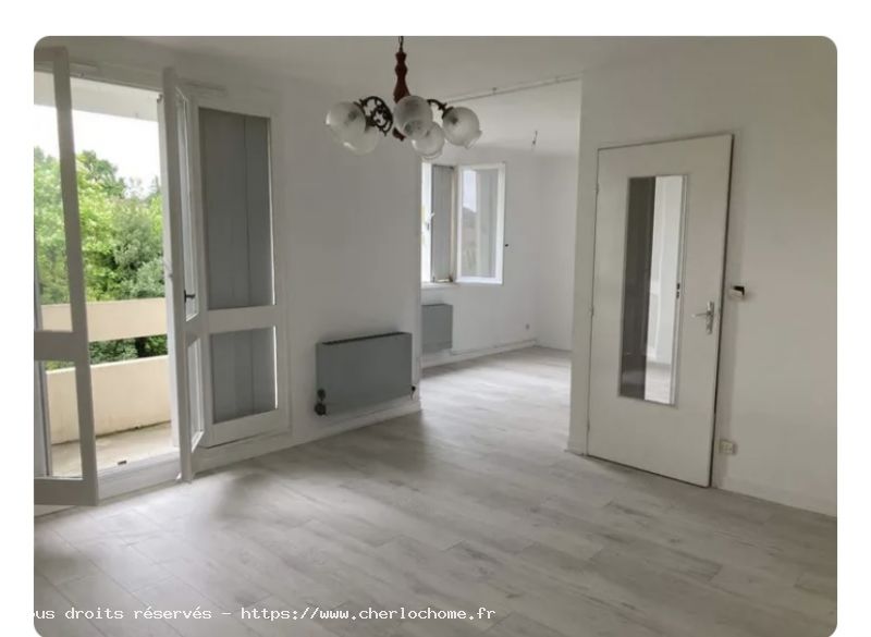 Appartement SAINT AMAND MONTROND